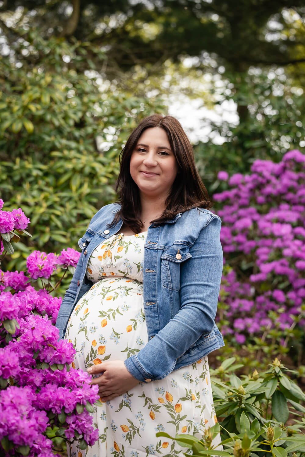 maternity photoshoot a maternity portrait in Mississauga.