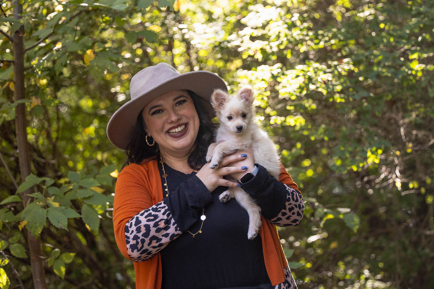 family pet pictures_ Pet and family photoshoot at Burlington, Ontario.