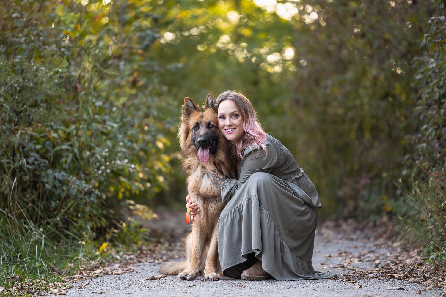family photos with pets grimsby pet family portrait at Southward Park