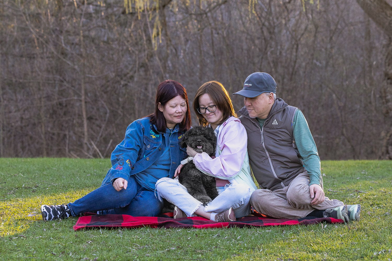 family photos with pets pet and family photoshoot at James Garden.