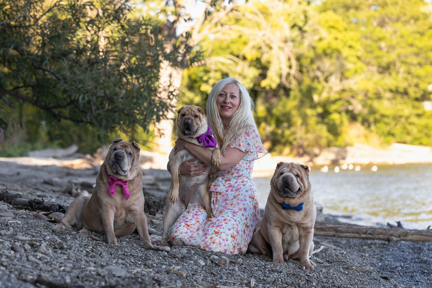 beach family photoshoot at Brueckner Rhododendron Gardens.