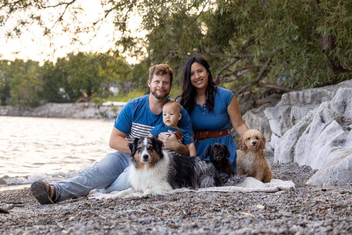 family and pet portrait mississauga Mississauga family and pet photographer.