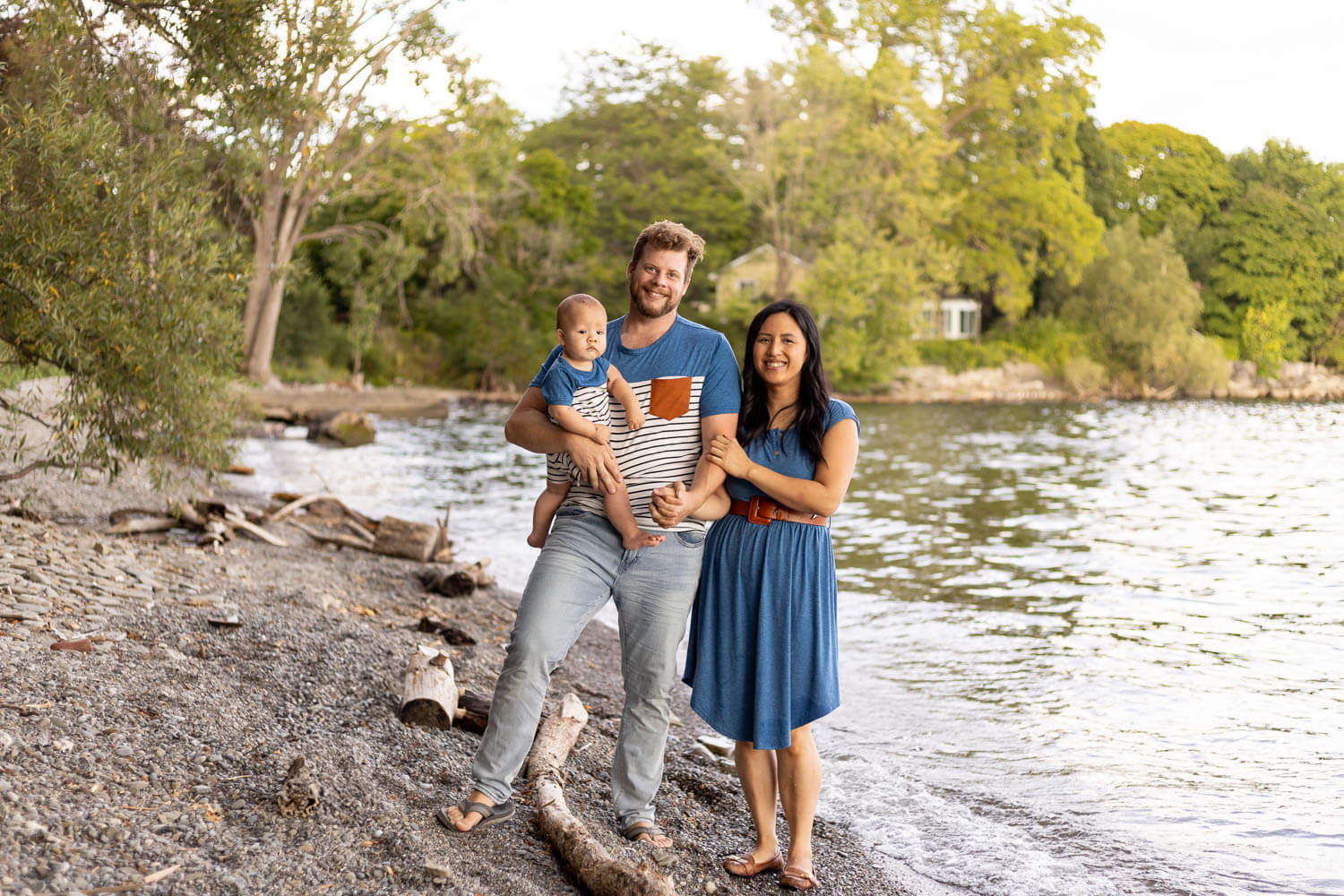 family photo shoot session mississauga Mississauga family photographer
