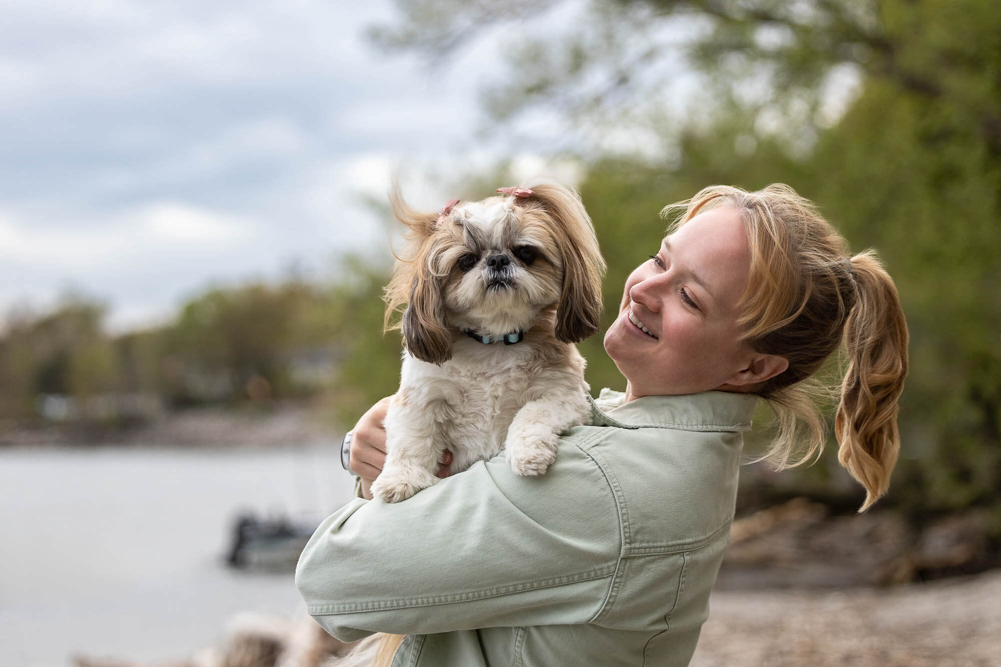 family and pet photoshoot at brueckner rhododendron gardens