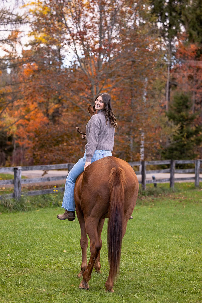 fall-equine-photography-troy-ontario equine fall session